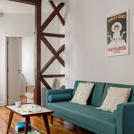 Ferienwohnung Joivy Inviting Flat Next To Carmo Convent Lissabon Exterior foto