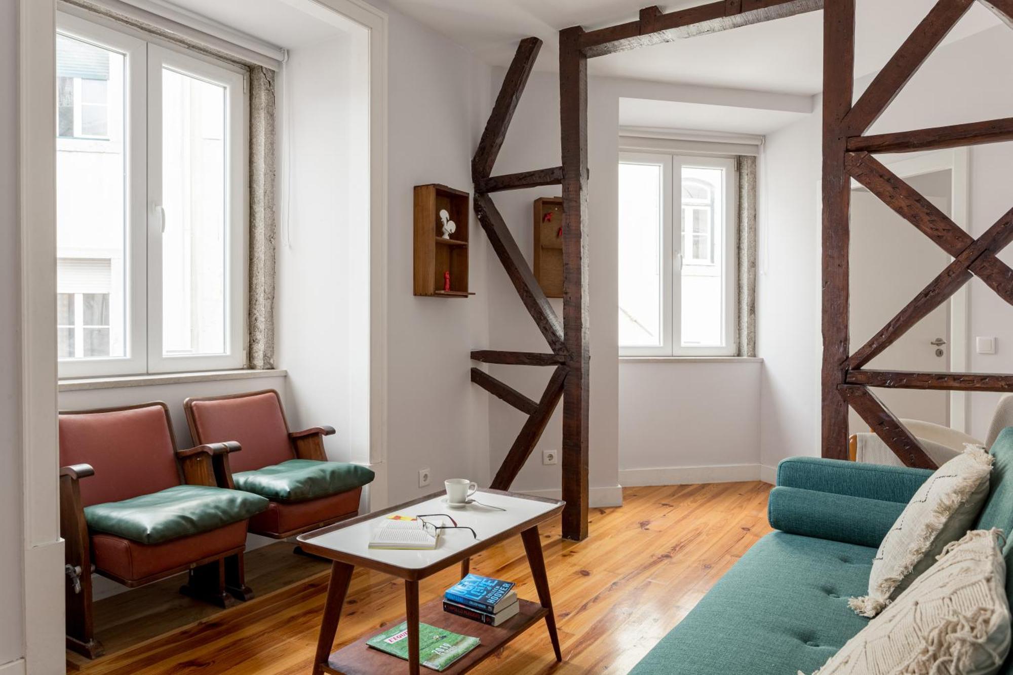 Ferienwohnung Joivy Inviting Flat Next To Carmo Convent Lissabon Exterior foto