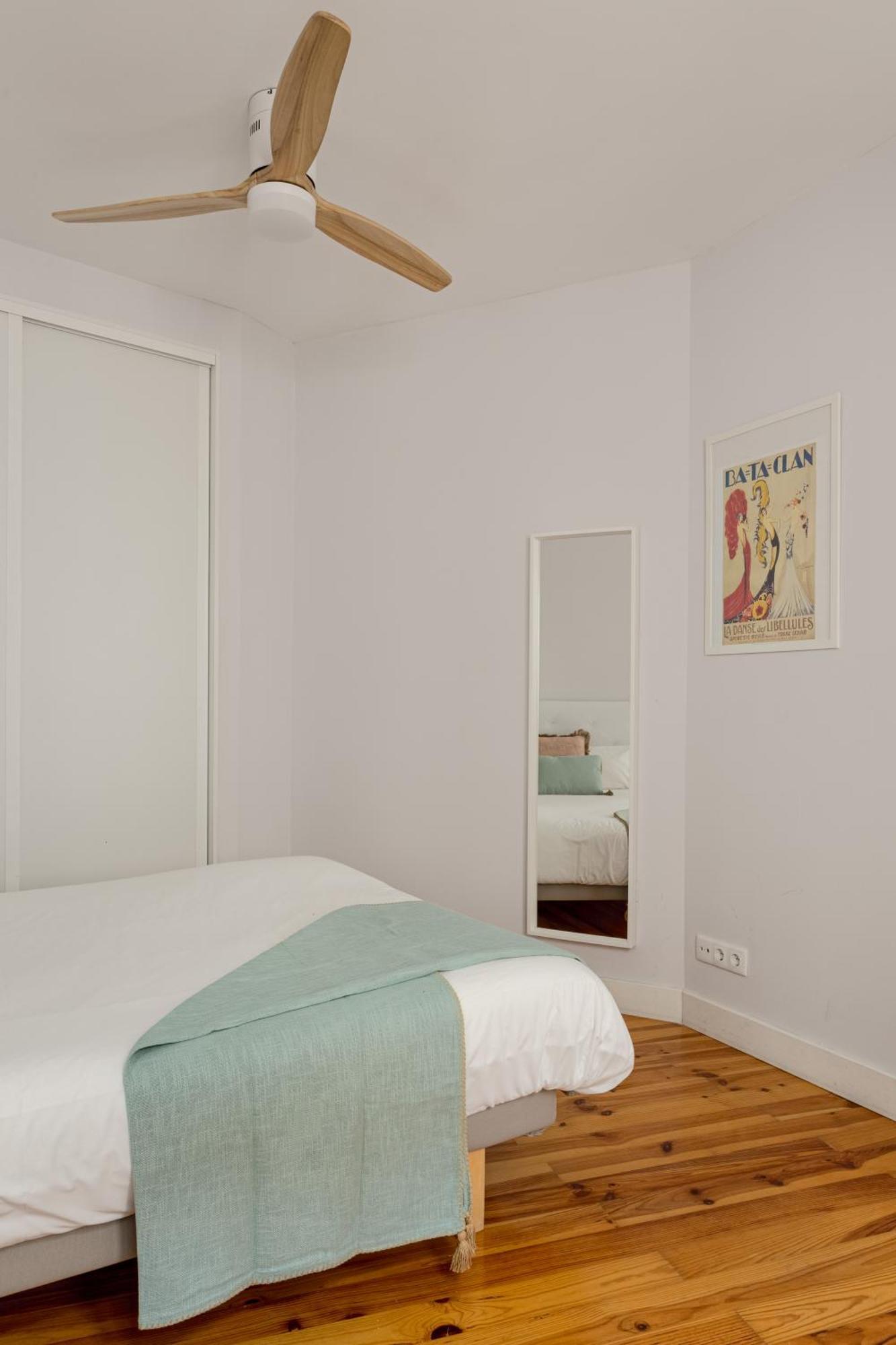Ferienwohnung Joivy Inviting Flat Next To Carmo Convent Lissabon Exterior foto