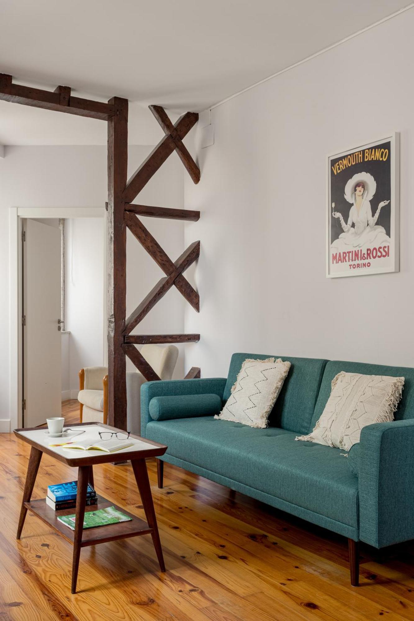 Ferienwohnung Joivy Inviting Flat Next To Carmo Convent Lissabon Exterior foto